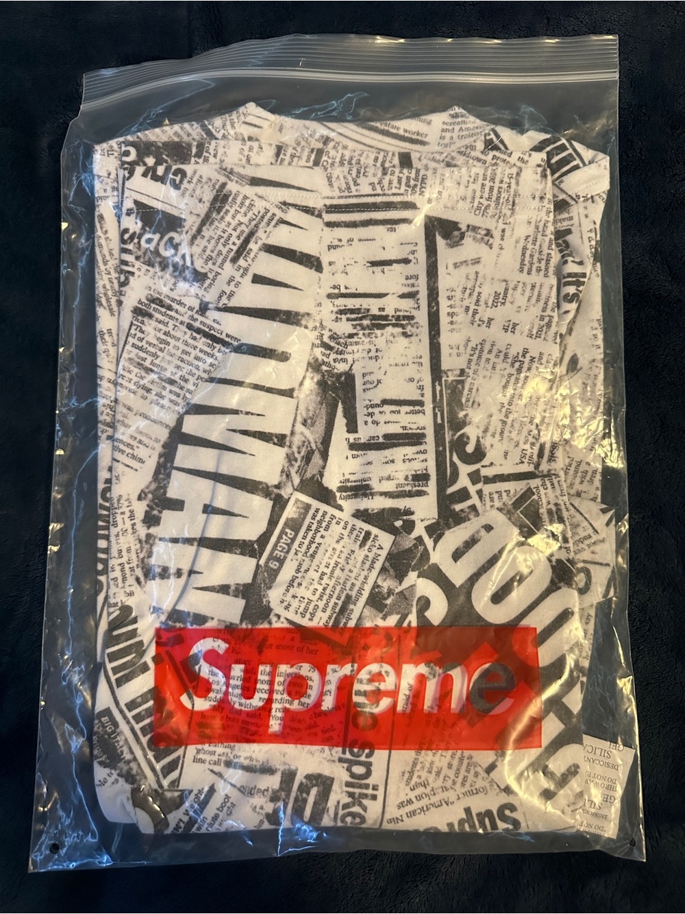 supreme newspaper s/s T-shirt
